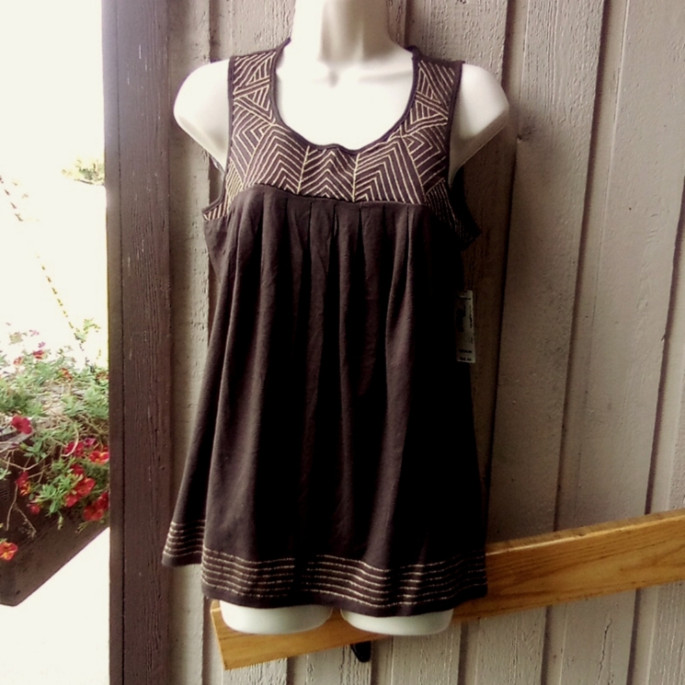 Sleeveless Shirt by a.n.a.
